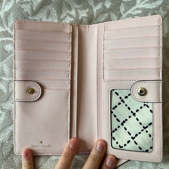 Kate Spade ♠️ Pink Bifold Wallet Gold Hardware - Picture 5 of 5
